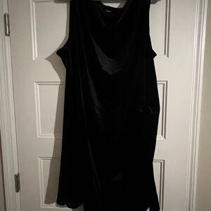 Old Navy Black Midi Dress